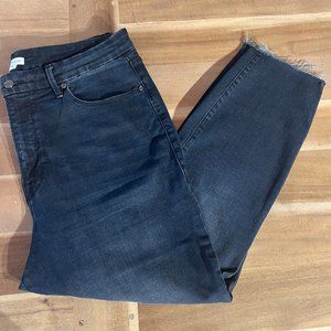 GOOD AMERICAN Jean -  Size 18